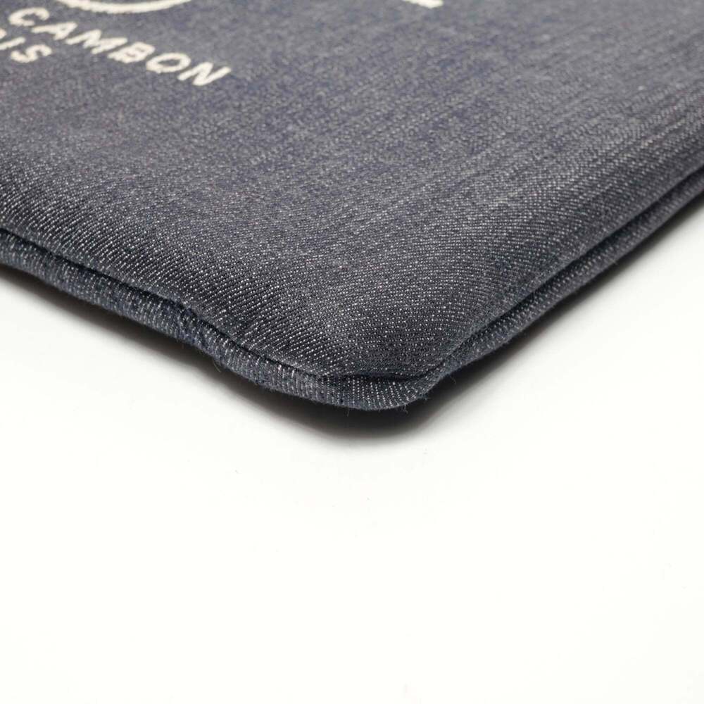 CHANEL Blue Clutch Bag - Picture 6 of 11